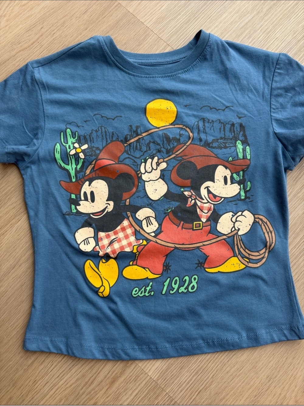 NWT Blue Mickey & Minnie Western Graphic Tee XS